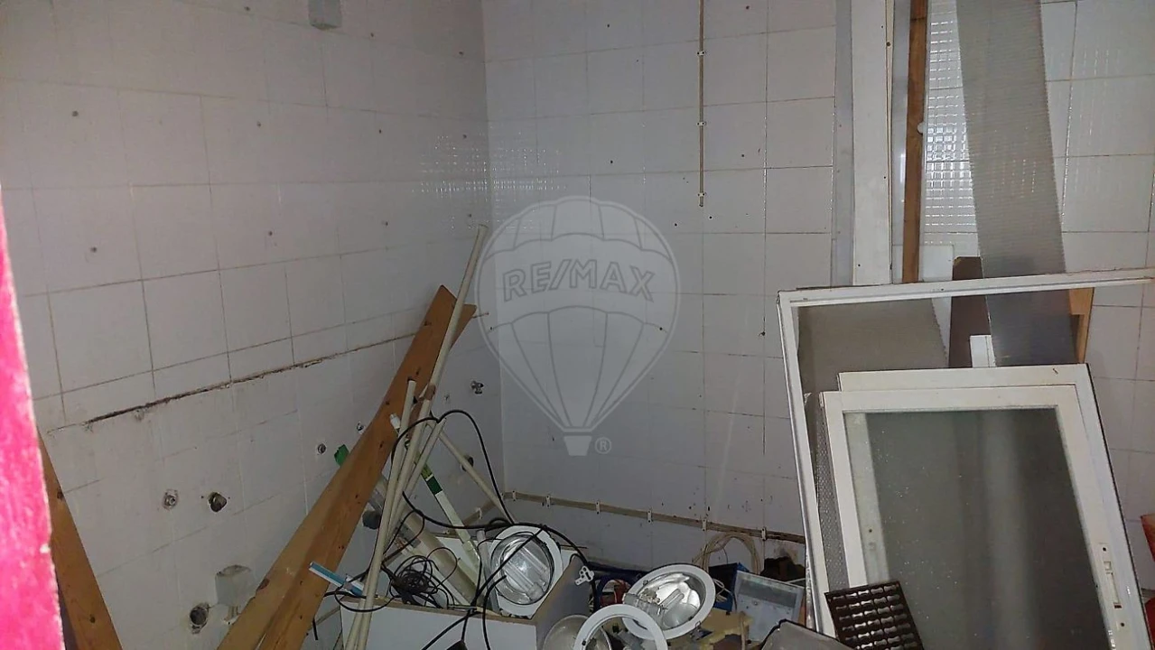 Armazém para Venda em Benedita Foto 30