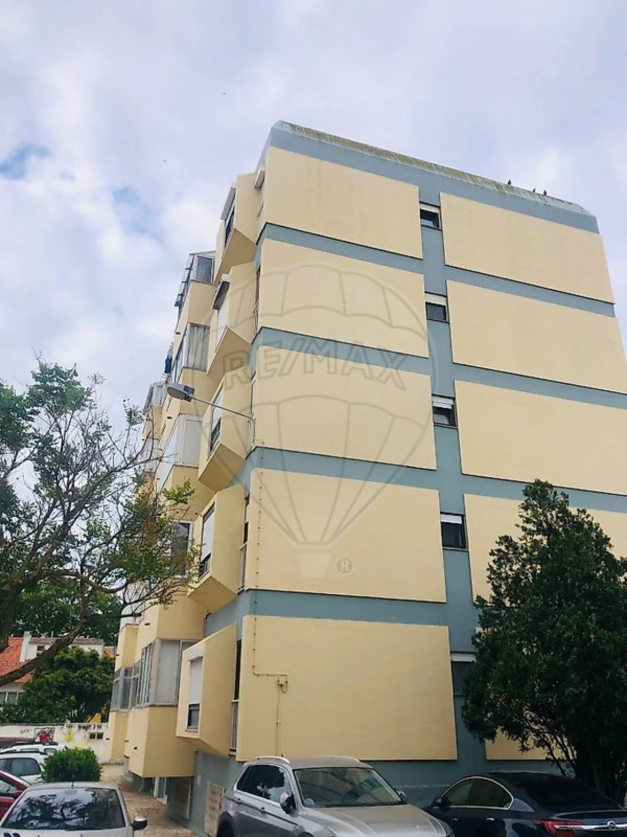 Apartamento T2 para Venda em Carcavelos e Parede Foto 2