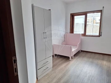 Apartamento T2 para Arrendamento em Paranhos
