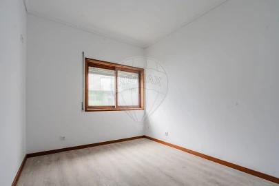 Apartamento T2 para Arrendamento em Paranhos