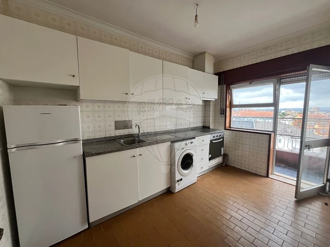 Apartamento T2 para Venda em Rio Tinto Foto 4