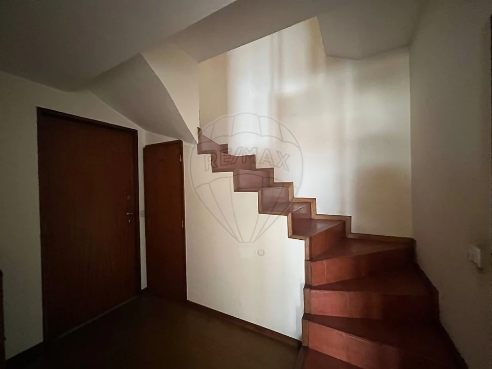 Apartamento T2 para Venda em Rio Tinto Foto 17