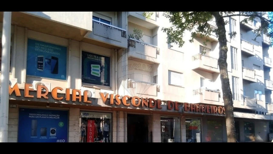 Loja para Venda em Cidade da Maia