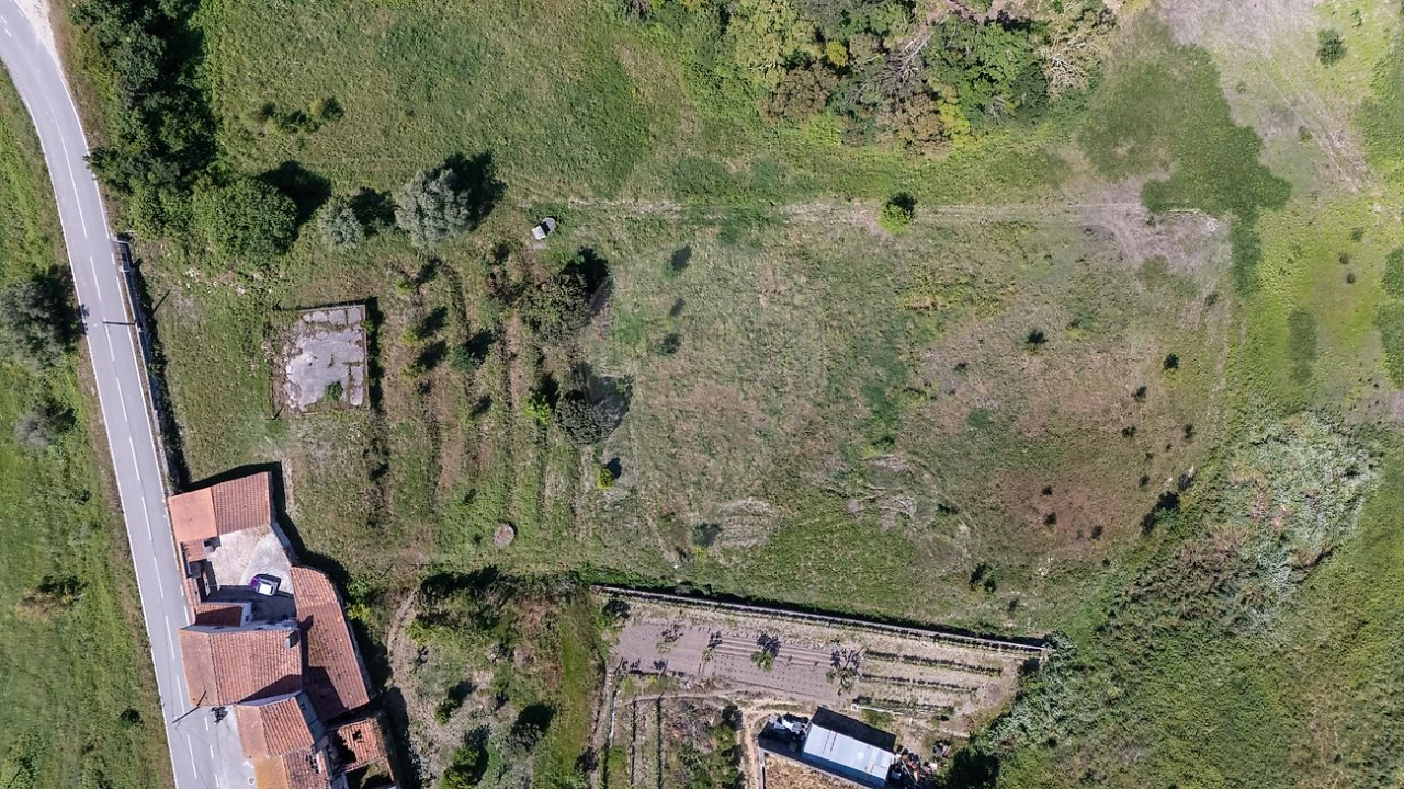 Terreno para Venda em Abrunheira, Verride e Vila Nova da Barca Foto 1
