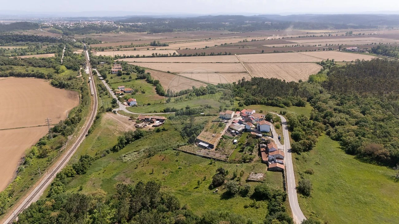 Terreno para Venda em Abrunheira, Verride e Vila Nova da Barca Foto 11