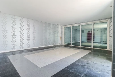 Moradia T4 para Venda em Buarcos