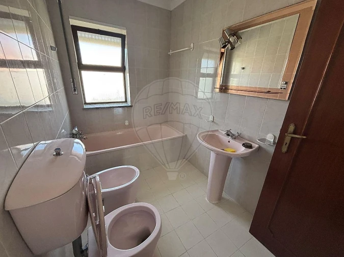 Apartamento T3 para Arrendamento em Tavarede Foto 3