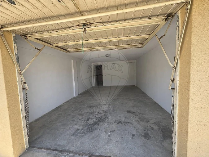 Apartamento T3 para Arrendamento em Tavarede Foto 9