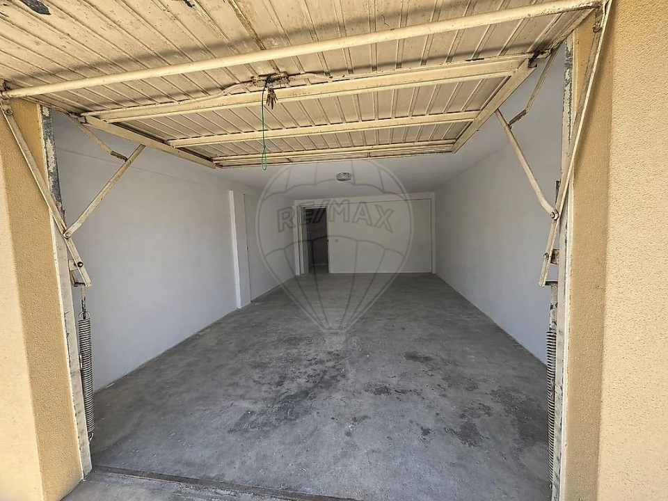 Apartamento T3 para Arrendamento em Tavarede Foto 9