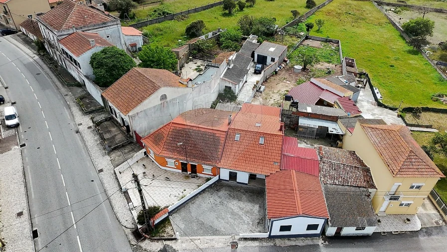 Moradia T1 para Venda em Lavos Foto 7