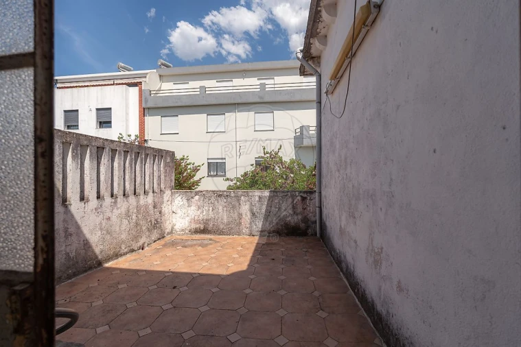 Prédio para Venda em Condeixa-A-Velha e Condeixa-A-Nova Foto 28