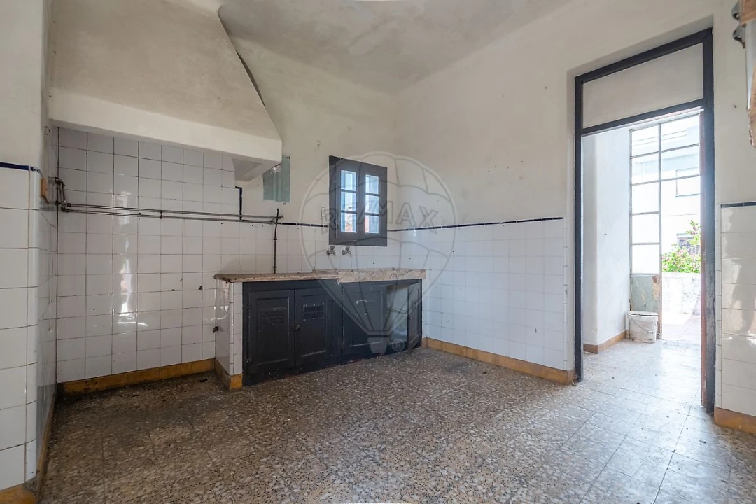 Prédio para Venda em Condeixa-A-Velha e Condeixa-A-Nova Foto 24