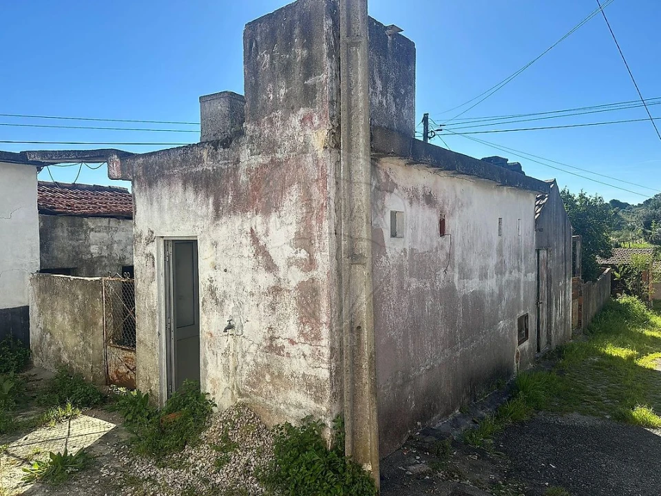 Moradia T4 para Venda em Souselas e Botão Foto 4