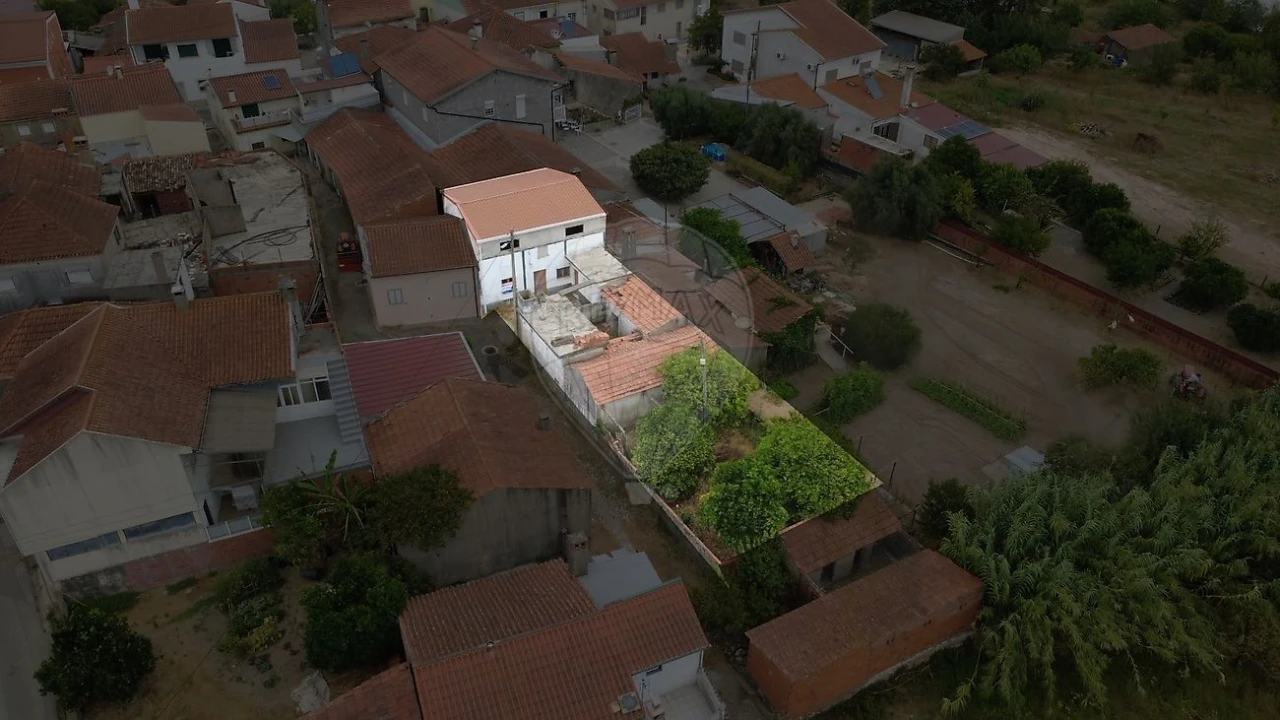 Moradia T4 para Venda em Souselas e Botão Foto 14