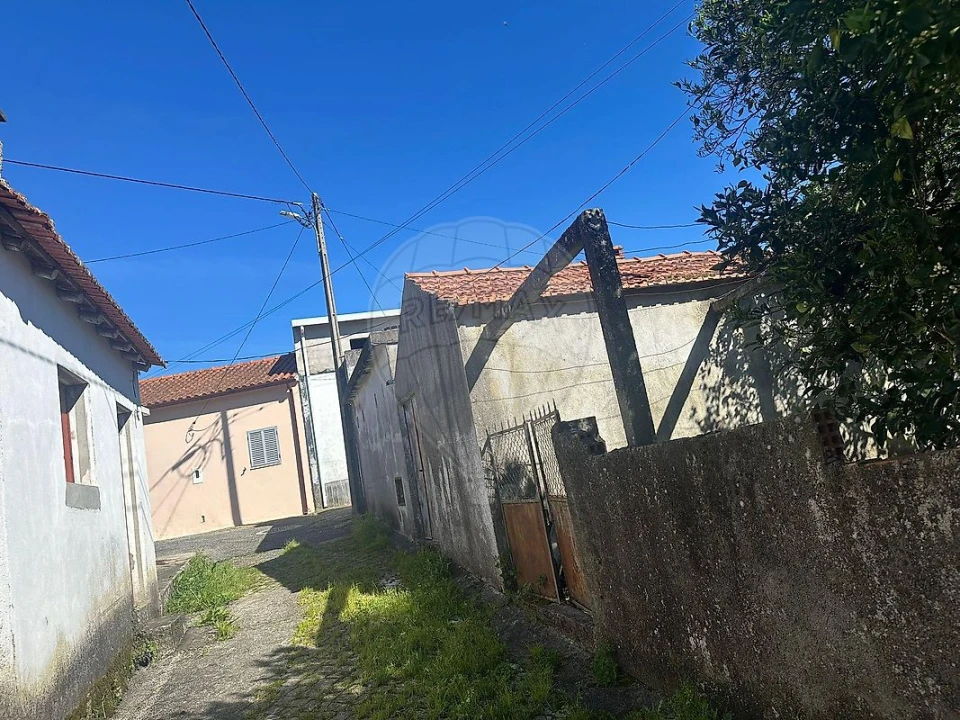 Moradia T4 para Venda em Souselas e Botão Foto 2