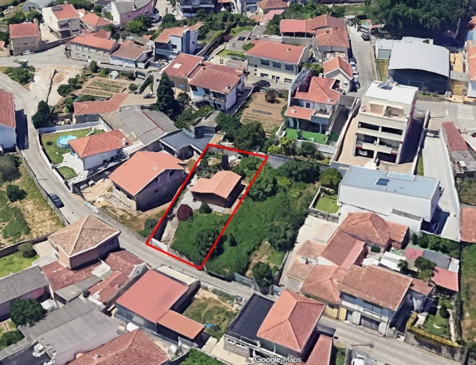 Terreno para Venda em Castêlo da Maia Foto 3