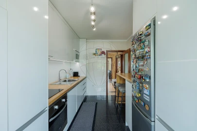 Apartamento T3 para Venda em Gondomar (São Cosme), Valbom e Jovim