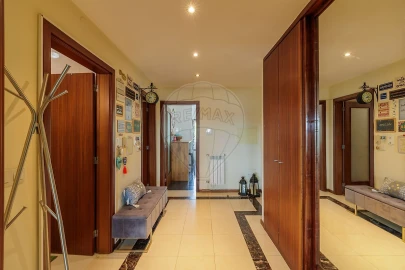 Apartamento T3 para Venda em Gondomar (São Cosme), Valbom e Jovim