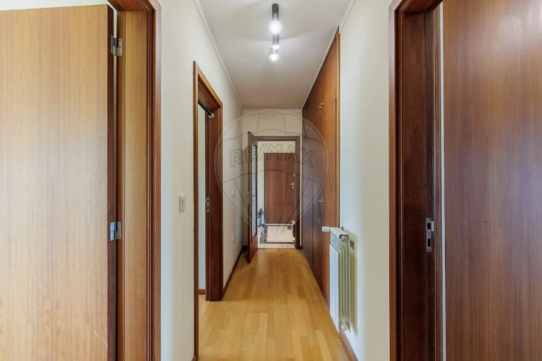Apartamento T3 para Venda em Gondomar (São Cosme), Valbom e Jovim Foto 9
