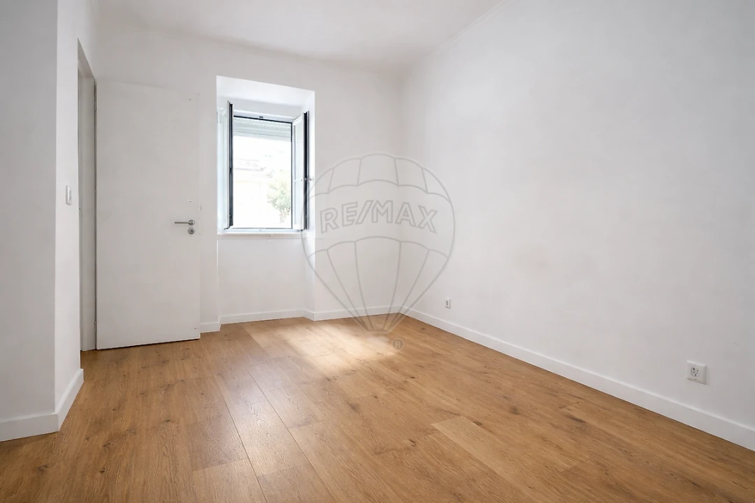 Apartamento T2 para Arrendamento em Algés, Linda-A-Velha e Cruz Quebrada-Dafundo Foto 1
