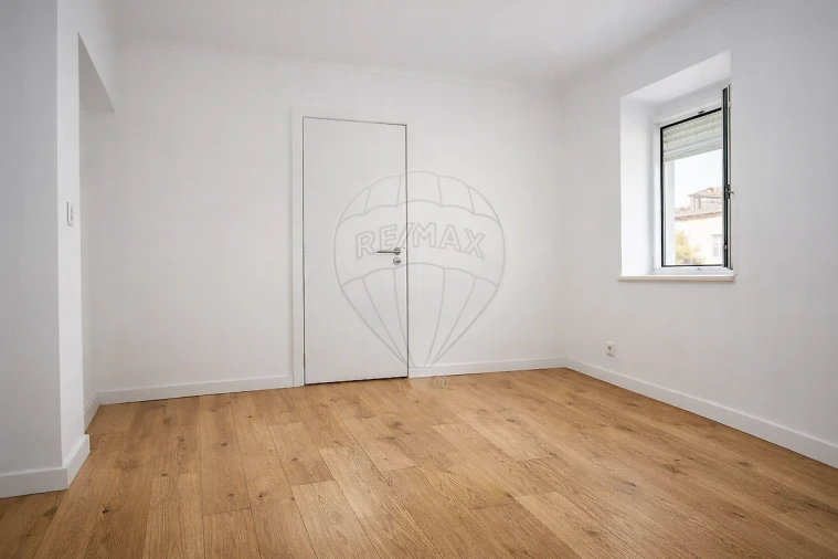 Apartamento T2 para Arrendamento em Algés, Linda-A-Velha e Cruz Quebrada-Dafundo Foto 8