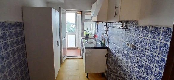 Apartamento T2 para Venda em Massamá e Monte Abraão
