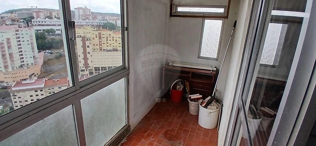 Apartamento T2 para Venda em Massamá e Monte Abraão Foto 5