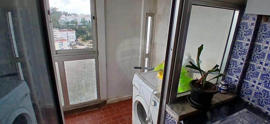 Apartamento T2 para Venda em Massamá e Monte Abraão Foto 13