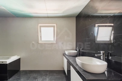 Moradia T5 para Venda em Alcabideche