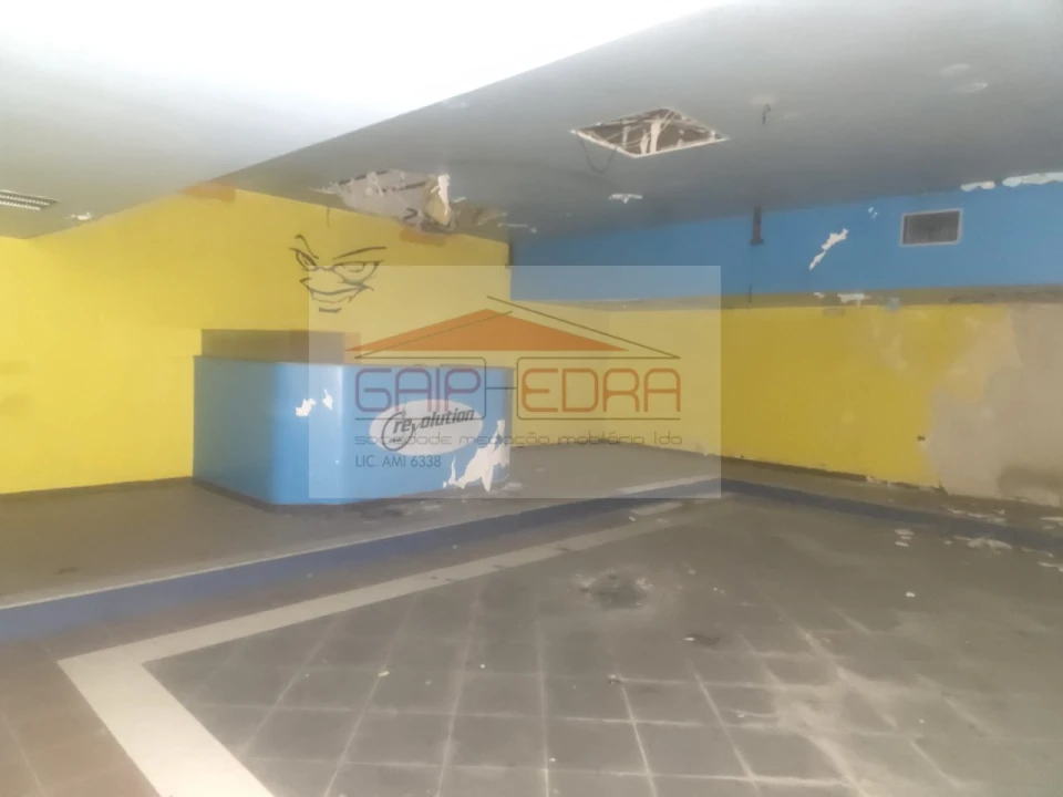 Moradia T5 para Venda em Bornes de Aguiar Foto 10