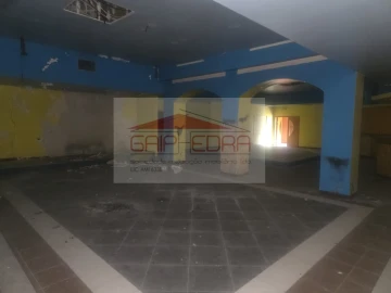 Prédio para Venda em Bornes de Aguiar
