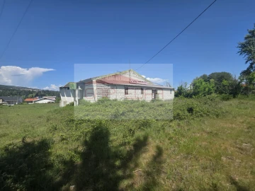Prédio para Venda em Bornes de Aguiar