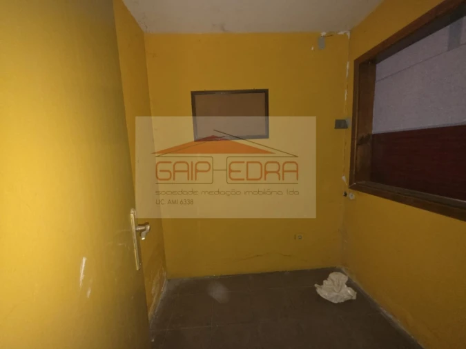 Prédio para Venda em Bornes de Aguiar Foto 20
