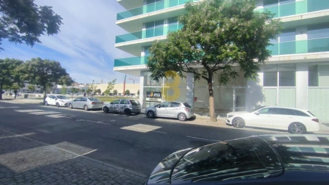 Loja para Arrendamento em Matosinhos e Leça da Palmeira
