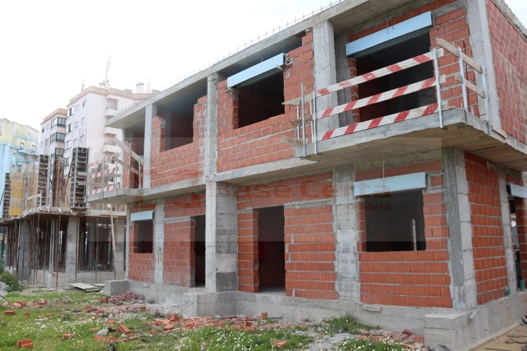 Apartamento T2 para Venda em Azambuja Foto 16