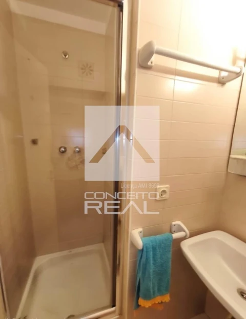 Apartamento T4 para Venda em Aldoar, Foz do Douro e Nevogilde