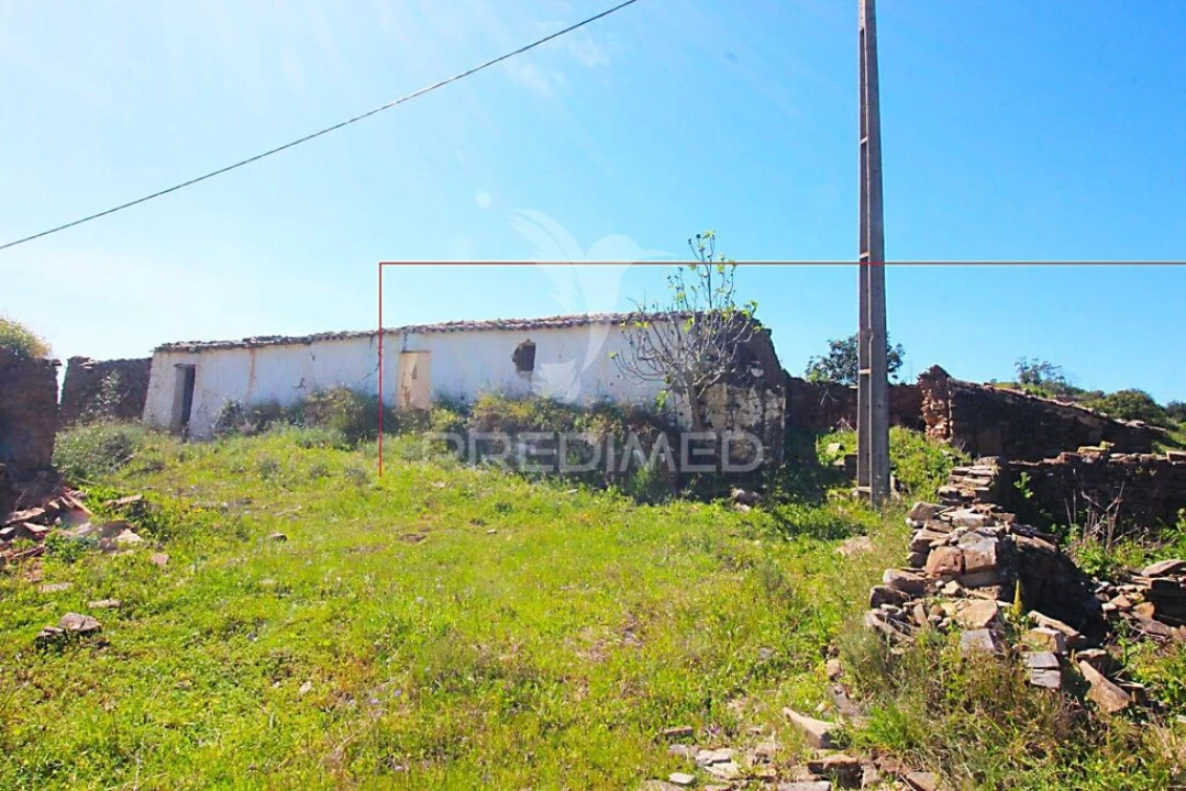Terreno para Venda em São Bartolomeu de Messines Foto 1