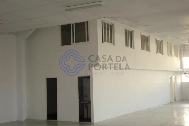 Armazém para Arrendamento em Aguas Santas Foto 4