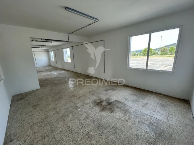 Armazém para Arrendamento em Rio de Moinhos Foto 4