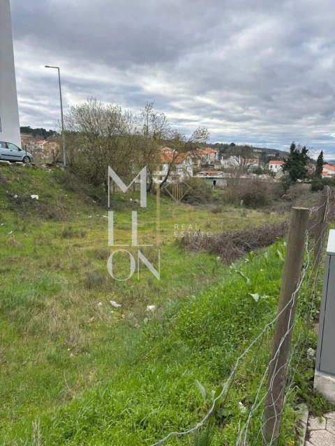 Terreno para Venda em Avelãs de Ambom e Rocamondo