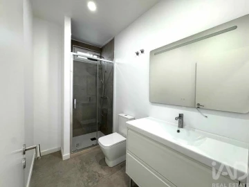 Apartamento T4 para Venda em Rio de Mouro