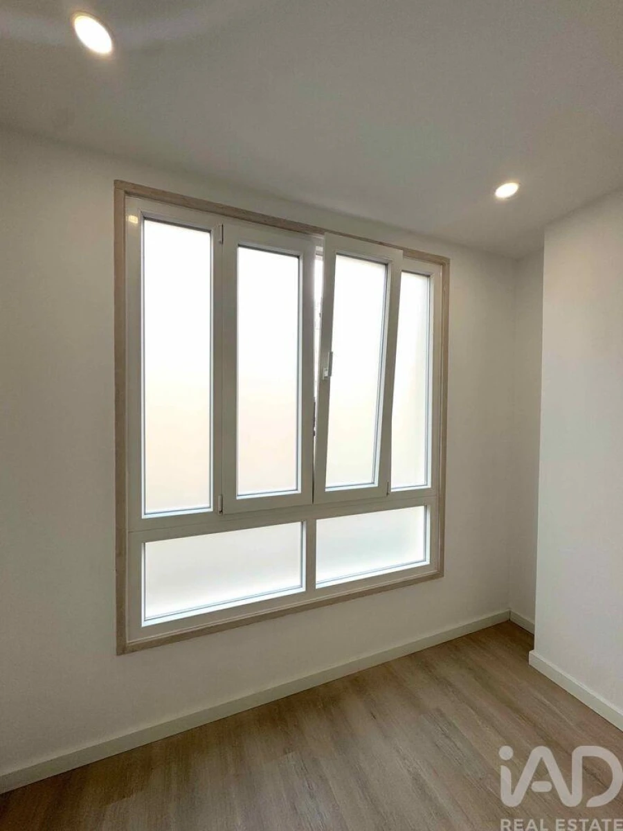 Apartamento T4 para Venda em Rio de Mouro Foto 25