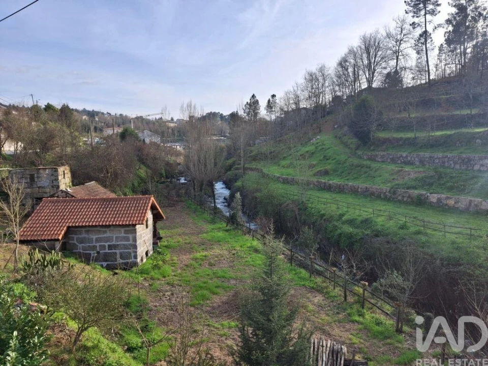Moradia T2 para Venda em Livração Foto 2