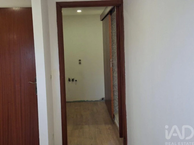 Moradia T2 para Venda em Livração Foto 15
