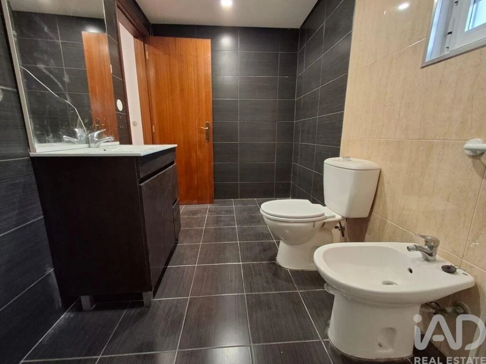 Moradia T2 para Venda em Livração Foto 21