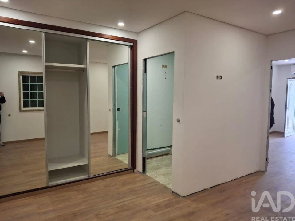 Moradia T2 para Venda em Livração Foto 26