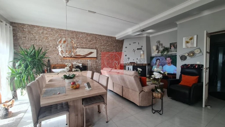 Apartamento T2 para Venda em Chafe Foto 3