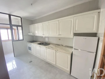 Apartamento T1 para Venda em Mafamude e Vilar do Paraíso