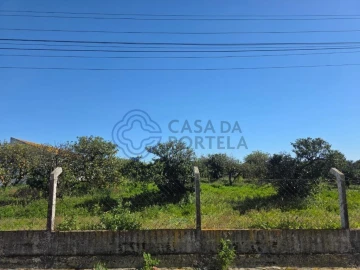 Terreno para Venda em Atalaia e Alto Estanqueiro-Jardia