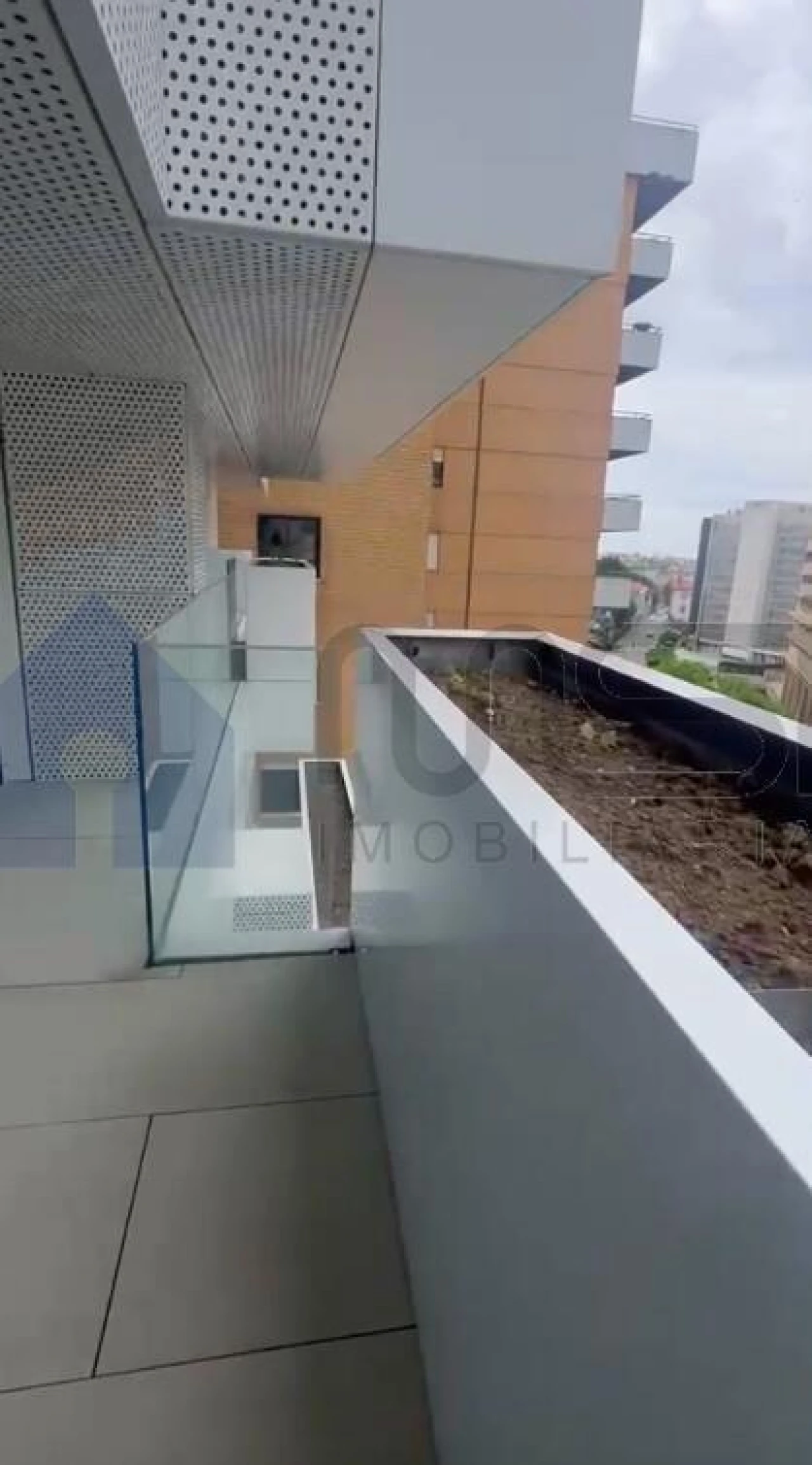 Apartamento T1 para Venda em Mafamude e Vilar do Paraíso Foto 7